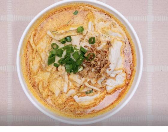 Chicken  Laksa 鸡肉喇沙